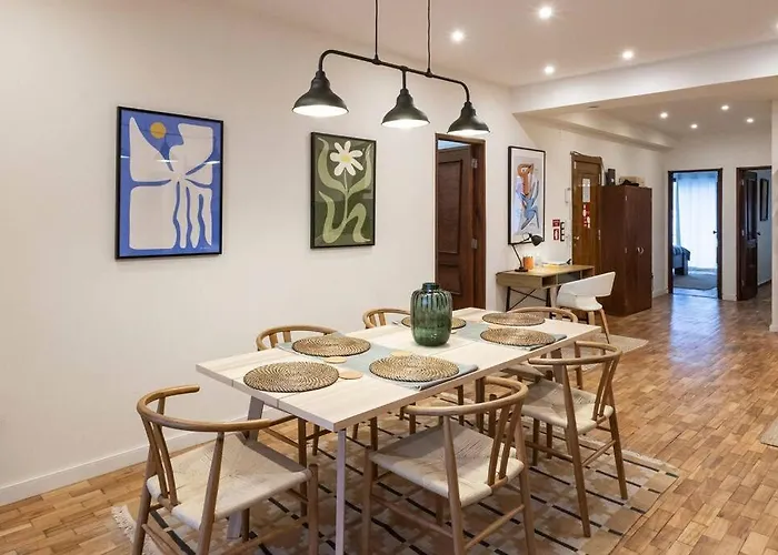 Modern 3br In Downtown W/ Ac アパート *