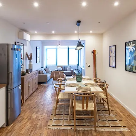 Modern 3br In Downtown W/ Ac Порту