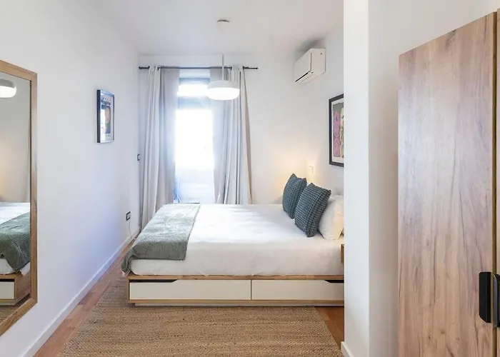 Modern 3br In Downtown W/ Ac