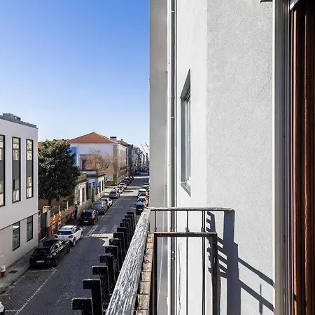 Modern 3br In Downtown W/ Ac 포르투